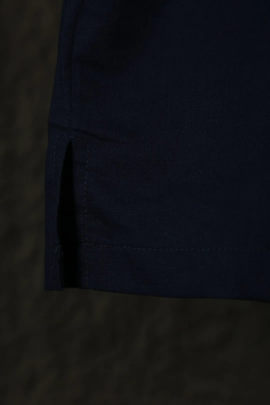 P210 Actual photo [High-end quality] Style number: 25052# Color: Navy blue/off-white/light khaki/ice blue/dark khaki Size: S to Short five-point version, double-layered inside and outside to prevent exposure, double stitching to cover the independent waistband ✅ - Professional washing before the car, the texture of the fabric is tight and soft ✅ - RL/Ralph Lauren linen shorts are simply a summer savior. The linen material allows every pore to breathe freely, say goodbye to sticky heat. Walking on the road, the wind blows, and the heat all over the body is instantly smoothed away. The bamboo texture is natural and unique, simple and pure texture, full of laziness and old money style.